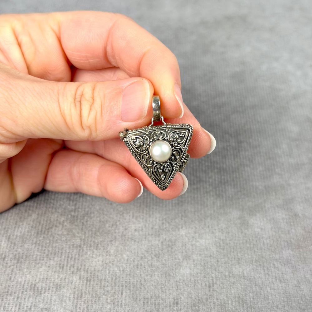 Sterling Silver Natural Pearl Poison Locket Triangle Filigree Pendant 925